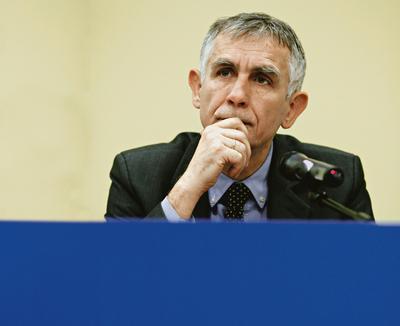Maciej Grabowski, wiceminister finansów, zadał sobie siedem pytań i udzielił na nie odpowiedzi. Nie są one korzystne dla stref. (FOT. MW)