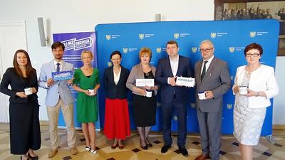 ŚWIADOMOŚĆ REGIONÓW: