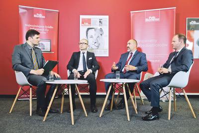 BRAK
ZAUFANIA: Uczestnicy
debaty „Pulsu Biznesu” zgodzili się, że na odbicie małych i średnich spółek
trudno liczyć w sytuacji, w której na rynku brakuje zaufania , której wyrazem
jest m.in. odpływ pieniędzy z funduszy inwestycyjnych.