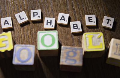 Alphabet (Google)