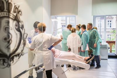 Zajęcia praktyczne w Podyplomowej Szkole Medycyny Estetycznej PTL