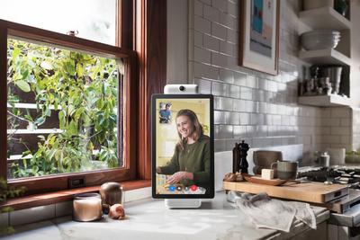 Facebook Portal+