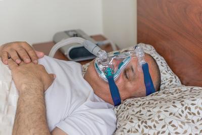 Idiopatyczne włóknienie płuc jest chorobą nieuleczalną, ale odpowiednio szybkie postawienie diagnozy i rozpoczęcie terapii poprawia jakość życia i odsuwa w czasie zaostrzenia, które mogą skutkować szybką śmiercią.