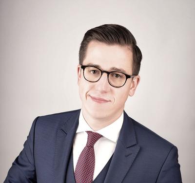 Radca prawny Marcin Andrzejewicz, specjalizujący się w zagadnieniach prawa medycznego i prawa procesowego