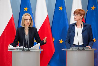 Projekt nowej daniny z przeznaczeniem na wsparcie niepełnosprawnych przedstawiły Teresa Czerwińska, minister finansów i Elżbieta Rafalska, minister pracy.
