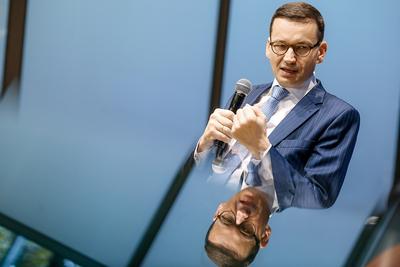 WIĘKSZA
MOC: Projekt ustawy o zarządzaniu mieniem państwowym wzmocni kompetencje
premiera Mateusza Morawieckiego w zarządzaniu strategicznymi dla rządu
podmiotami.