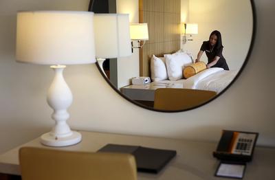 Pokój hotelowy (fot. Bloomberg)