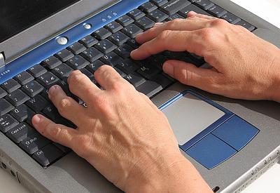 Szukając specjalisty od IT firmy nie szukają wiedzy o technologii, ale o tym, jak ją można wykorzystać na potrzeby biznesu. FOT. lusi/RGB Stock