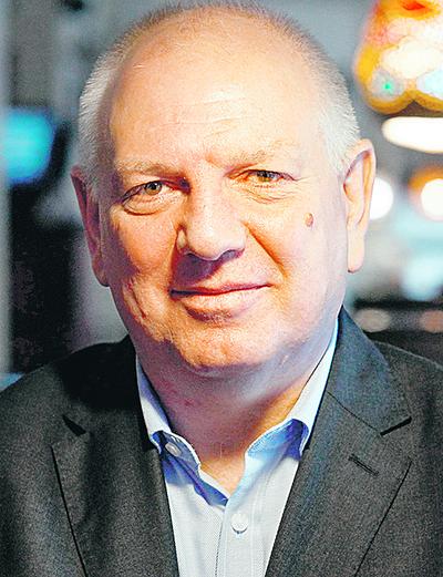 POMYŚLNE WIATRY: