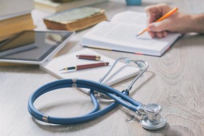 Państwowe Egzaminy Specjalizacyjne dla lekarzy i dentystów zostały odwołane