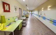 Szpital im. św. Rodziny nie pobiera opłat za pobyt rodziców chorych dzieci