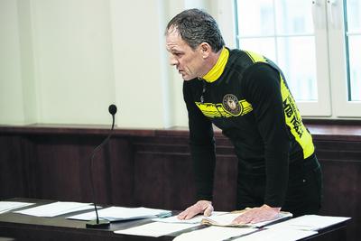 A MIAŁO BYĆ TAK PIĘKNIE: Marek Kubala miał smykałkę do biznesu. Prowadził kilka, lecz największe nadzieje pokładał w sprzedaży samochodów. Ambitne plany runęły wraz z firmą, gdy przedsiębiorca został niesłusznie oskarżony przez prokuraturę i osadzony w areszcie.