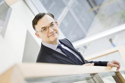 Prof. dr hab. n. med. Konrad Rejdak: Cały czas mamy nadzieję na stworzenie leków, które będą zmieniać historię naturalną padaczki, a więc działać antyepileptogennie, a nie tylko przeciwdrgawkowo.