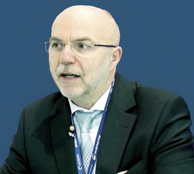 Dr hab. n. med. Piotr Rozentryt: Ważne jest, abyśmy modyfikowali terapię ze względu na uzyskiwaną odpowiedź. Spośród diuretyków pętlowych mamy w Polsce do wyboru dwa: torasemid i furosemid.