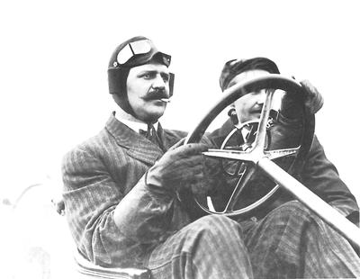 W 1905 r. Louis Chevrolet wystartował w swoim pierwszym wyścigu.