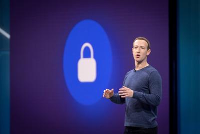 Mark Zuckerberg podczas konferencji F8.
