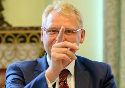 Wspólny kierunek Paweł Gruza, wiceminister finansów, podkreślał w Sejmie, że jawność rozliczeń podatkowych dużych firm staje się unijnym trendem.
