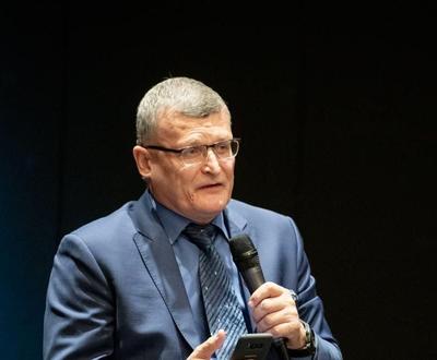 Dr n. med. Paweł Grzesiowski