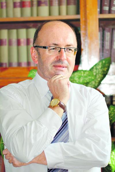 Janusz Igras - dyrektor instytutu