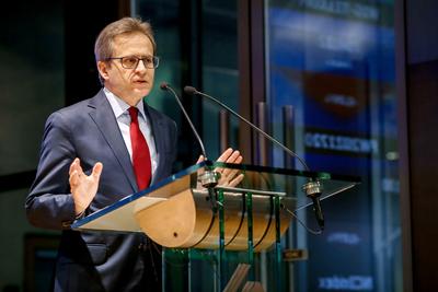 Wyniki, jakich się spodziewano Kierowana przez Wojciecha Wardackiego Grupa Azoty miała w III kwartale prawie 2,2 mld zł przychodów i 255 mln zł zysku EBITDA. Wyniki były zgodne z oczekiwaniami rynku.