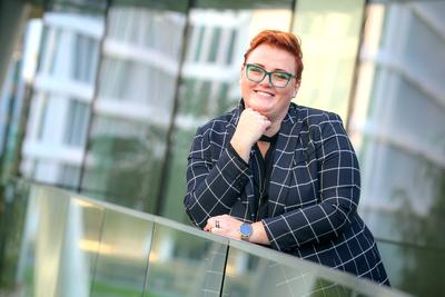 WYSOKIE WYMOGI: Małgorzata Bieniaszewska, prezes MB Pneumatyka, zwraca uwagę, że w produkcji złączy do układów hamulcowych trzeba spełniać wiele wymogów i norm jakości. Dlatego, jak podkreśla, jej firma jest jedną z trzech w Europie, które tworzą taki sprzęt.