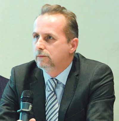 Dr hab. n. med. prof. nadzw. Wojciech Piotrowski