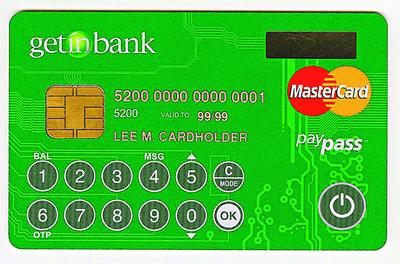 ŚWIATOWA INNOWACJA:
Karta Mastercard Display Getin Noble jest ogniwem łączącym zwykłą kartę z mobilną aplikacją płatniczą. W ofercie banku jest od listopada 2012 r.