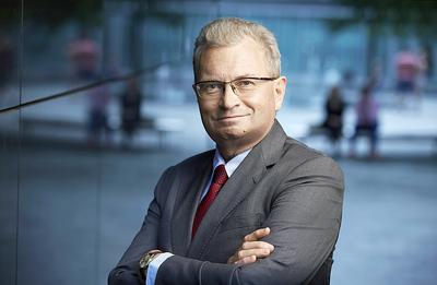 MILOWY SKOK: Jarosław Szanajca, prezes Dom Development, tłumaczy, że przejęcie trójmiejskiego dewelopera było dla spółki najważniejszym wydarzeniem minionego półrocza.