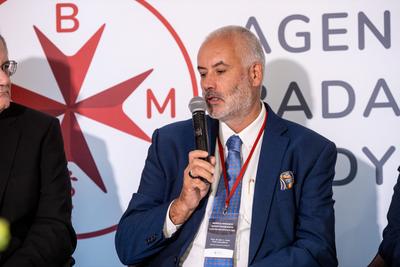 Prof. Piotr Czauderna ABM Fot. Agencja Badań Medycznych