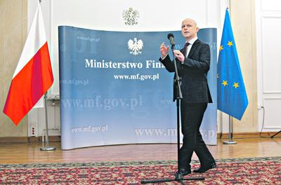 SKLEJONY BUDŻET: