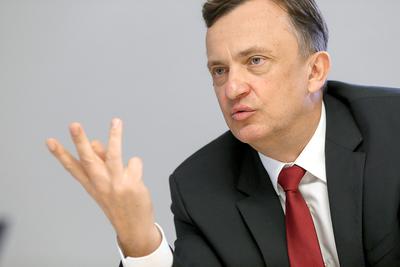 Elastyczny biznes: Mercator Medical, stworzony i kierowany przez Wiesława Żyznowskiego, po uruchomieniu nowej fabryki w Tajlandii będzie produkować ponad 3 mld rękawiczek rocznie. Połowa z nich trafia na rynek amerykański.