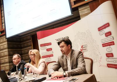 POD KONTROLĄ: W ocenie Ilony Weiss, prezes ABC Daty, sytuacja na rynku finansowania branży dystrybucji IT nie jest zbyt dobra. Uważa jednak, że zadłużenie grupy, której dług netto do EBITDA na koniec I kw. wynosił 1,89, jest na bezpiecznym poziomie.