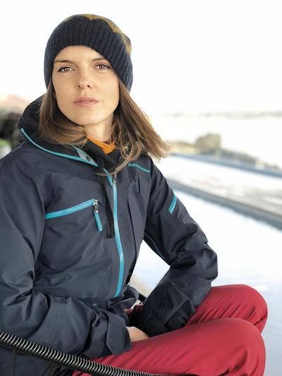 Anna Golińczak Absolwentka warszawskiej Szkoły Głównej Handlowej. Współzałożycielka i CEO w Cruso Public Relations. Komunikacją marketingową zajmuje się od 19 lat. Wcześniej współtworzyła polski oddział Trader.com. Z zamiłowania podróżniczka, każdą wolną chwilę spędza na planowaniu podróży i ich realizowaniu. Wie, że niemożliwe nie istnieje.