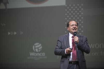 Prof. Adam Windak