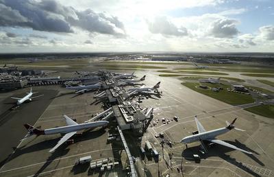 Widok na jeden z terminali Heathrow