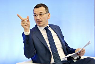 DOBRE WIEŚCI: Przyjęty projekt budżetu na 2018 r. zakłada
bezpieczny poziom deficytu, poniżej progów unijnych, spełnia kryteria
stabilizującej reguły wydatkowej oraz przyczyni się do umocnienia
wysokiej jakości wzrostu gospodarczego — uważa Mateusz Morawiecki,
wicepremier, minister rozwoju i finansów.