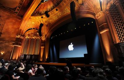Konferencja z 23 października odbyła się w California Theatre w San Jose. Miejsce nieprzypadkowe? (fot. Bloomberg)