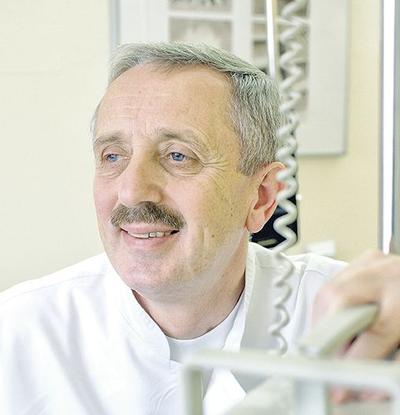 Prof. dr hab. n. med. Witold Tłustochowicz