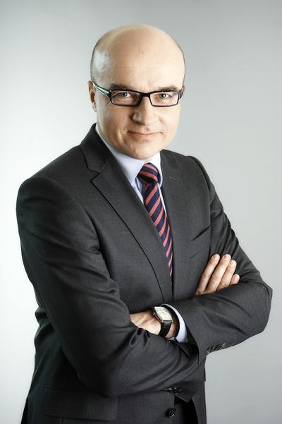 NA PRZYSZŁOŚĆ: Dostawca powinien przewidzieć, jak system IT będzie rozwijał się razem z jego użytkownikiem. Wymaga to wiedzy, doświadczenia i wyobraźni — mówi Piotr Chrobot, prezes Unit4 Polska.