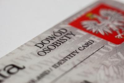 Kartę Ubezpieczenia Zdrowotnego z czasem ma zastąpić dowód osobisty z warstwą elektroniczną