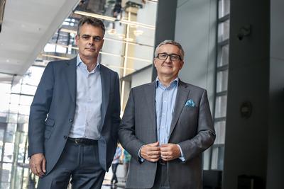 DOBRZE JUŻ BYŁO: Bain & Company, w którym Rolf-Magnus Weddigen jest partnerem, a Jacek Poświata dyrektorem zarządzającym na Polskę i Europę Środkowo-Wschodnią, korzysta na dobrej koniunkturze w branży private equity i rekordowym napływie pieniędzy do funduszy. Przestrzega jednak, że zrobienie dobrej transakcji jest coraz trudniejsze, a kupujący muszą liczyć się z tym, że obecnych poziomów wycen nie uda się utrzymać.