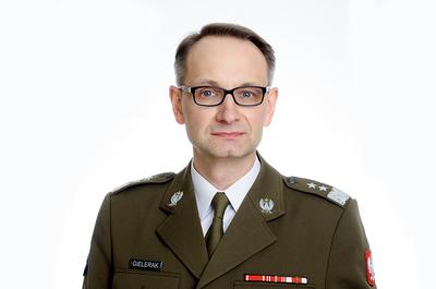 Gen. dyw. prof. dr hab. n. med. Grzegorz Gielerak, dyrektor Wojskowego Instytutu Medycznego w Warszawie