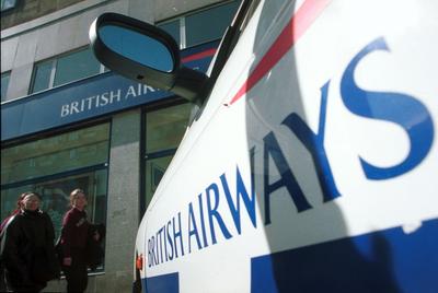 Powodem niezadowolenia personelu pokładowego jest zmniejszenie liczby stewardów i stewardess na lotach transatlantyckich.
