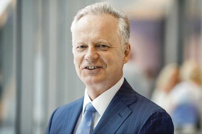 CZAS NA ZAPŁATĘ: Choć Asseco Poland, kierowane przez Adama Górala dysponuje zasobami gotówki po sprzedaży akcji Formuli, to odzyskane po dwóch latach kilkadziesiąt milionów złotych przyda się przed planowaną na czerwiec wypłatą blisko 250 mln zł dywidendy.