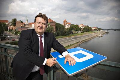 INTELIGENTNY PARKING