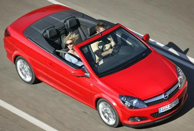 Opel Astra Twin Top (fot. Opel)