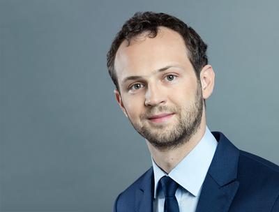 RÓWNOWAGA: Liczy się nie tylko zysk, uważa Radosław Sosna, zarządzający NN Investment
Partners TFI, w którego ofercie pojawią się trzy fundusze kierujące się
kryteriami ESG.