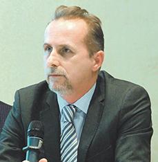Dr hab. n. med. Wojciech Piotrowski