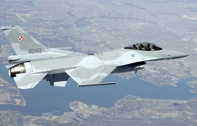 F-16 w polskich barwach. Fot ARC