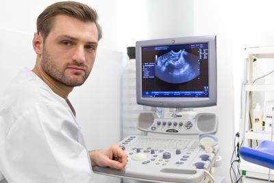 Dr Dawid Serafin